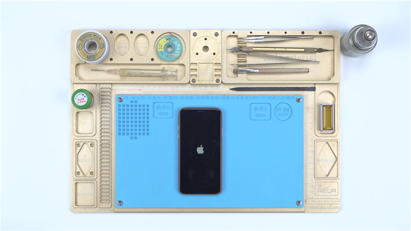 How to Fix an iPhone XR Stuck on Apple Logo and Keeps Restarting: A ...